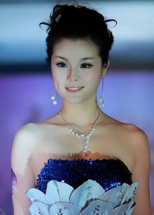 亚洲在线视频 颜瑜,颜瑜的璀璨星光